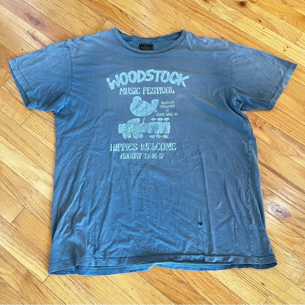 Woodstock Music Festival Graphic Tee - Blue Crewneck